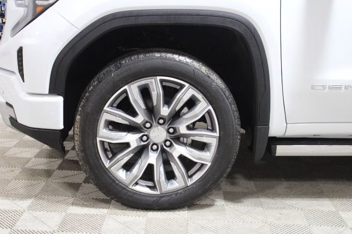 New 2026 GMC Sierra 1500 Denali w/ Denali Reserve Package image 44