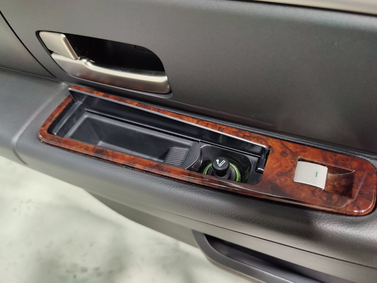 Used 2011 Lincoln Town Car Executive L RWD image 43