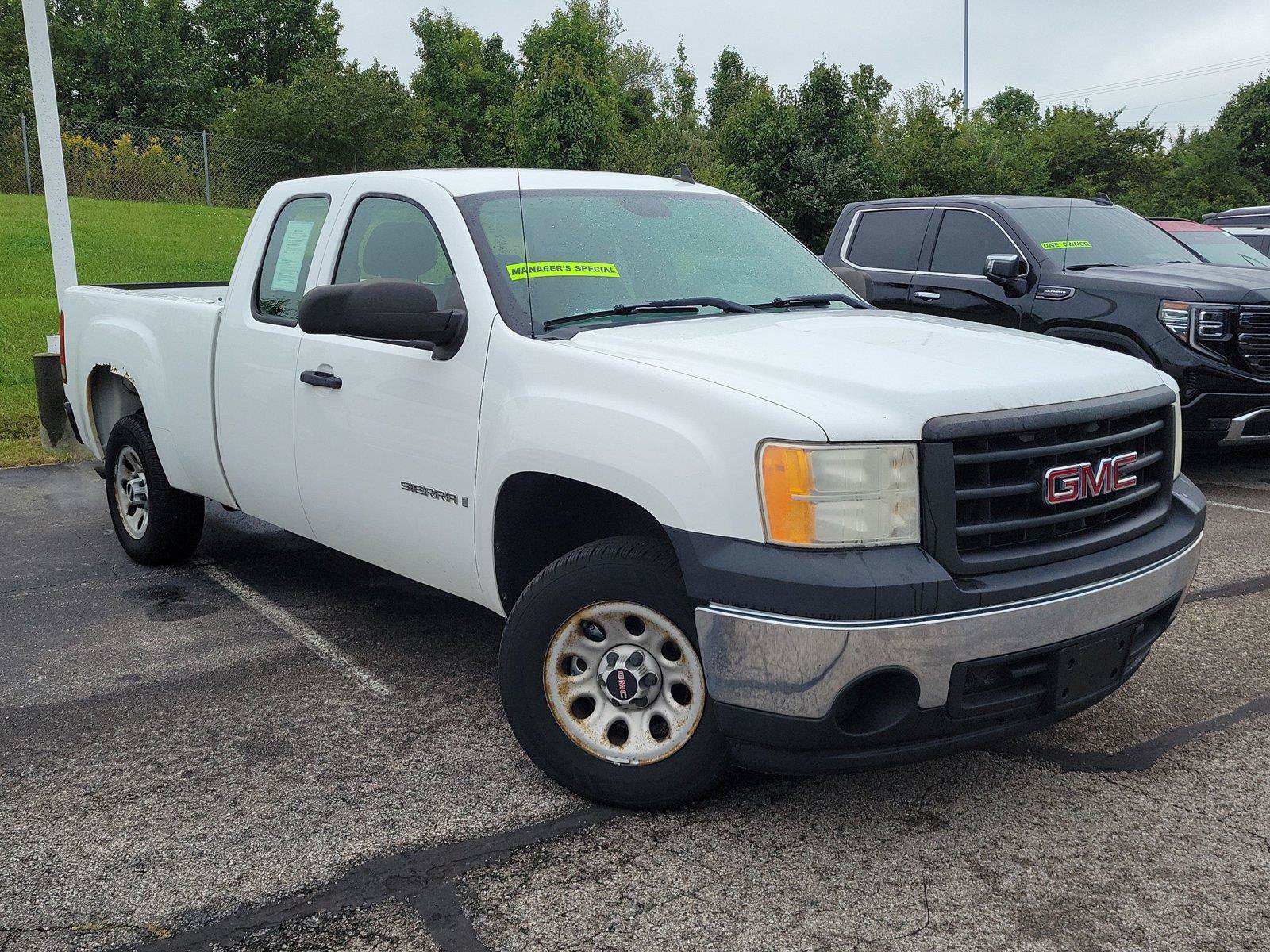 Used 2008 GMC Sierra 1500 W/T RWD image 2