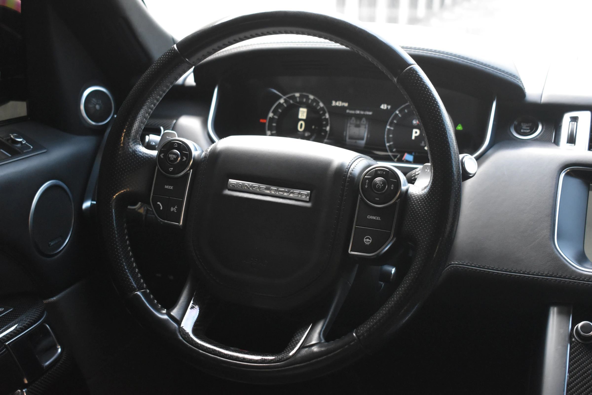 Used 2017 Land Rover Range Rover Sport SVR image 7