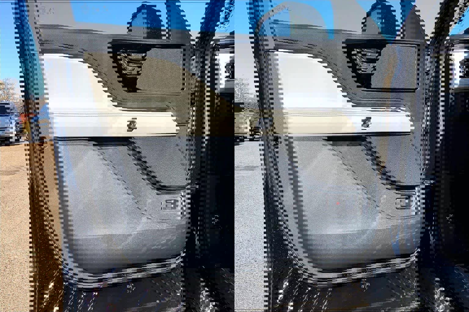 New 2026 Lincoln Aviator AWD w/ Jet Appearance Package image 10