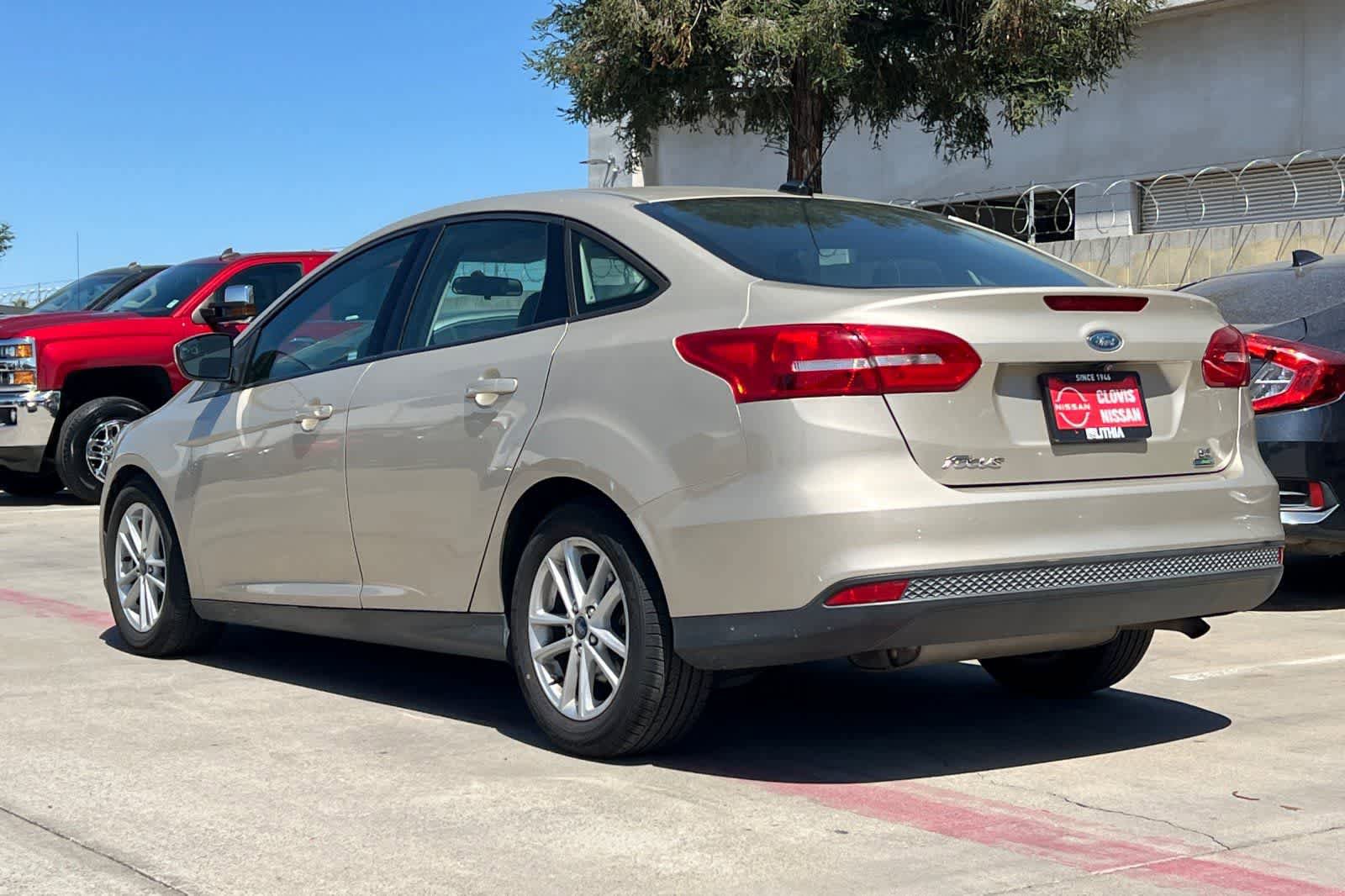 Used 2018 Ford Focus SE FWD image 7