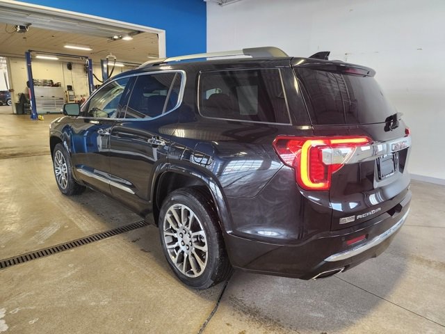 Certified 2023 GMC Acadia Denali w/ Denali Ultimate Package image 2