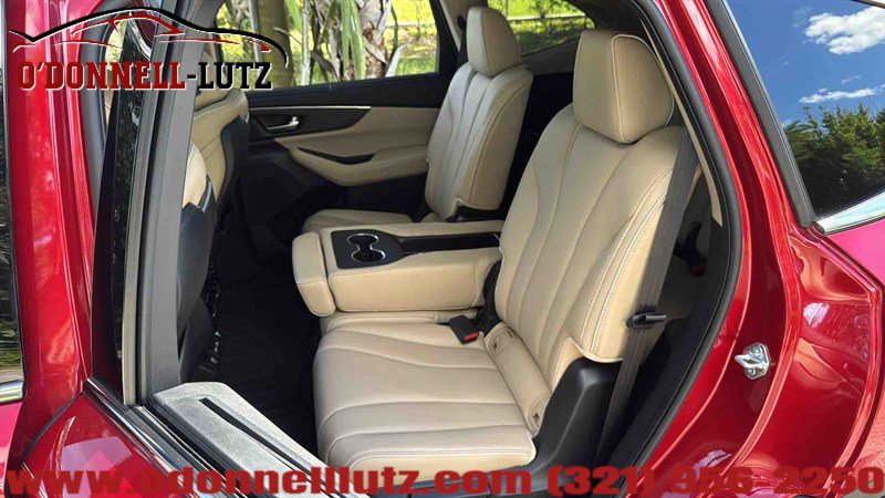 Used 2024 Acura MDX SH-AWD w/ Advance Package image 15