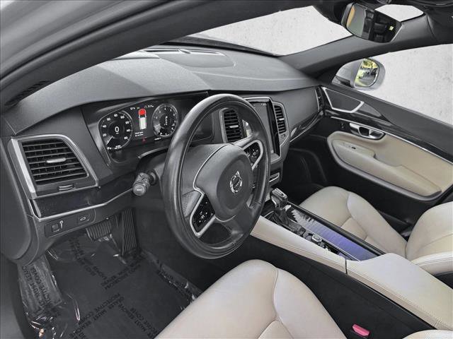 Used 2019 Volvo XC90 T6 Momentum w/ Advanced Package AWD/4WD image 10