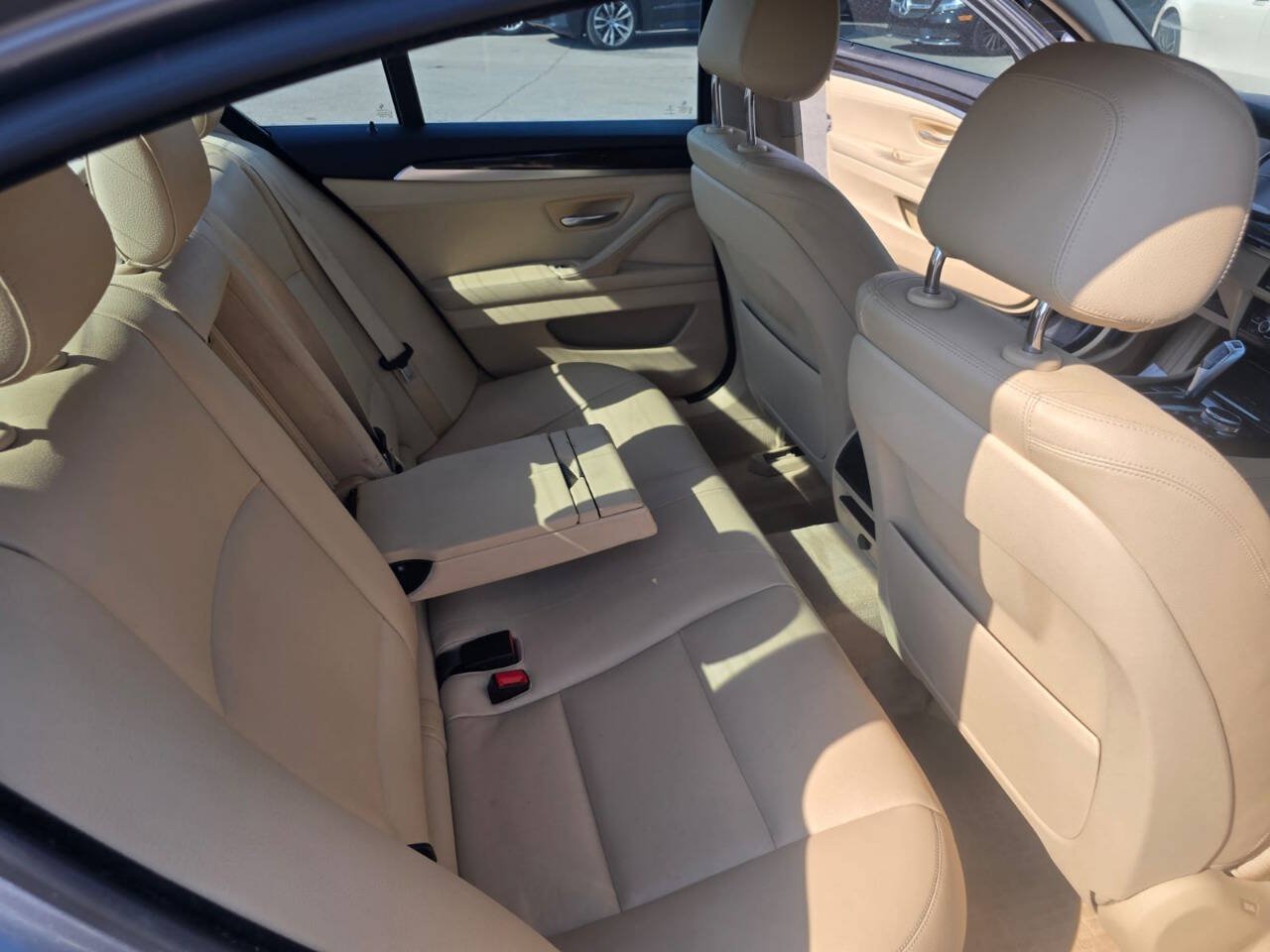 Used 2014 BMW 535d Sedan RWD image 34