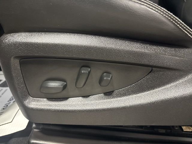 Used 2018 GMC Sierra 2500 Denali w/ Duramax Plus Package image 12