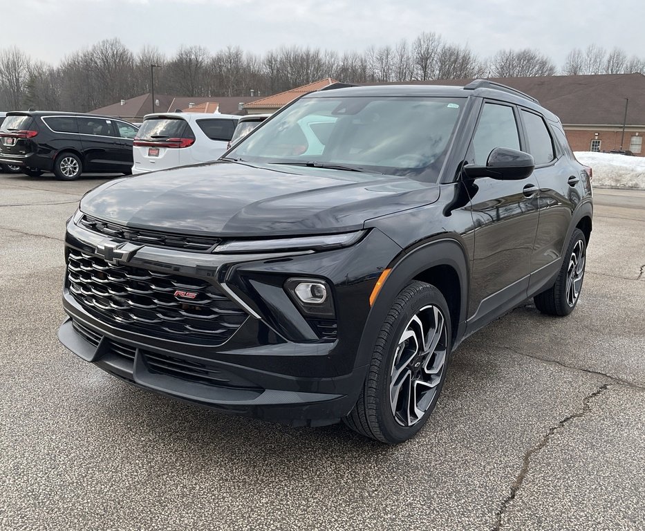 Used 2025 Chevrolet TrailBlazer RS w/ Convenience Package image 3