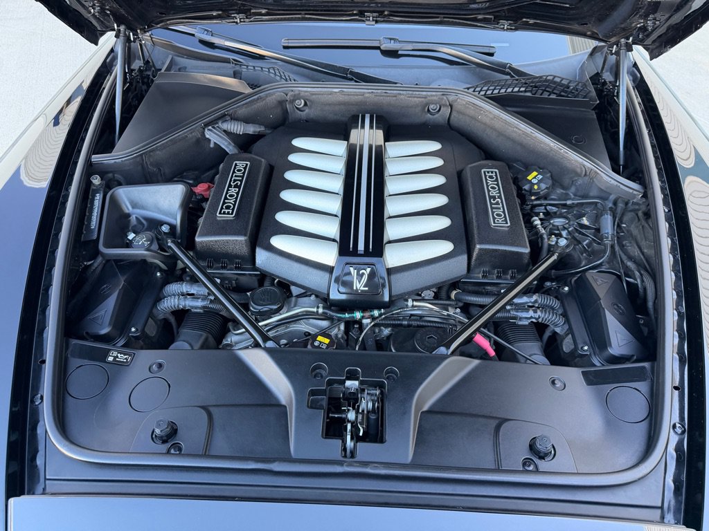 Used 2017 Rolls-Royce Wraith RWD image 34