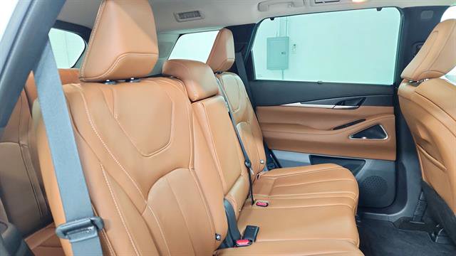 Used 2025 INFINITI QX60 Sensory w/ Vision Package image 31