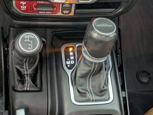 Used 2022 Jeep Gladiator Rubicon w/ Cold Weather Group image 21