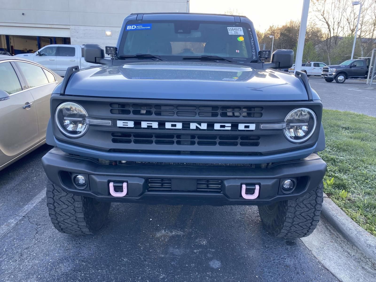 Used 2023 Ford Bronco Black Diamond image 2