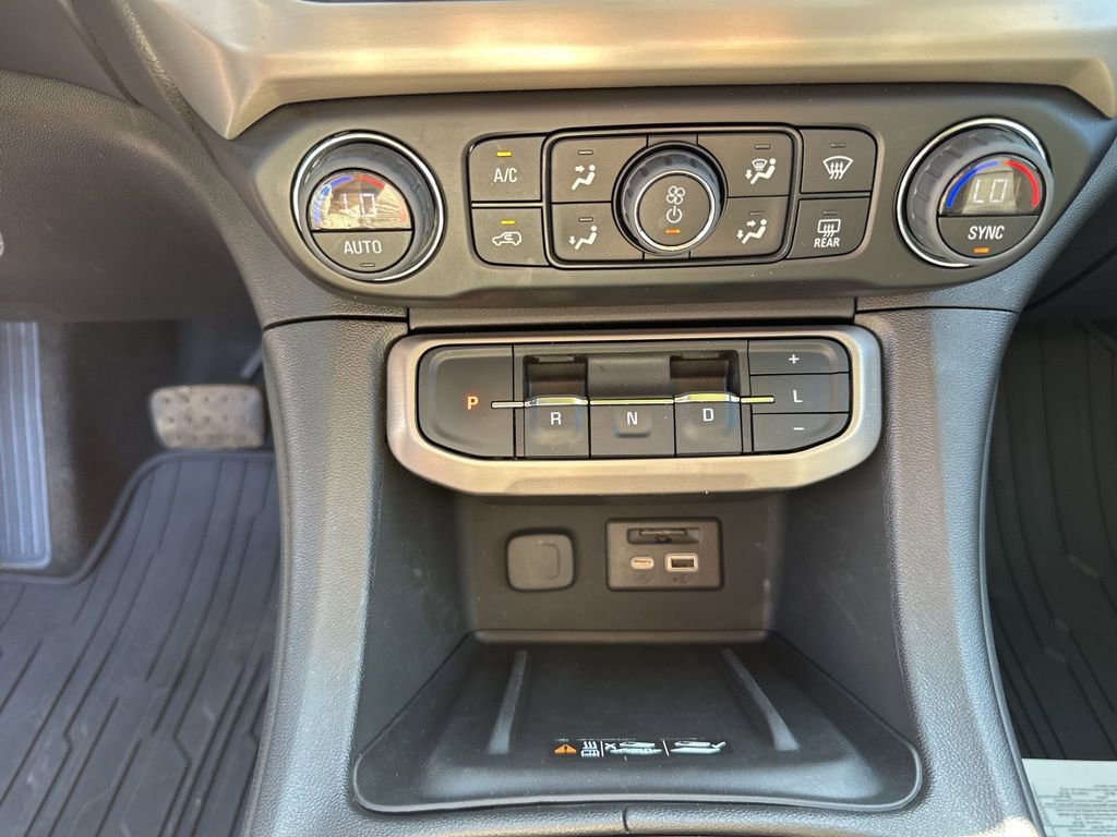 Used 2023 GMC Acadia Denali w/ Trailering Package image 25