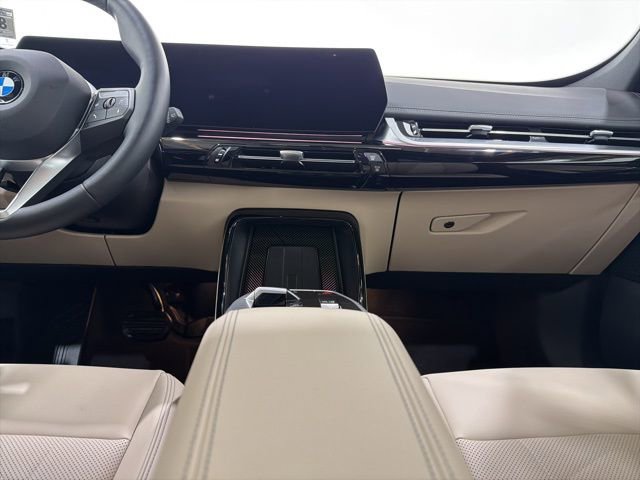 Used 2025 BMW X1 xDrive28i w/ Premium Package image 35