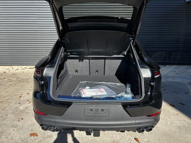 New 2026 Porsche Cayenne Coupe image 27