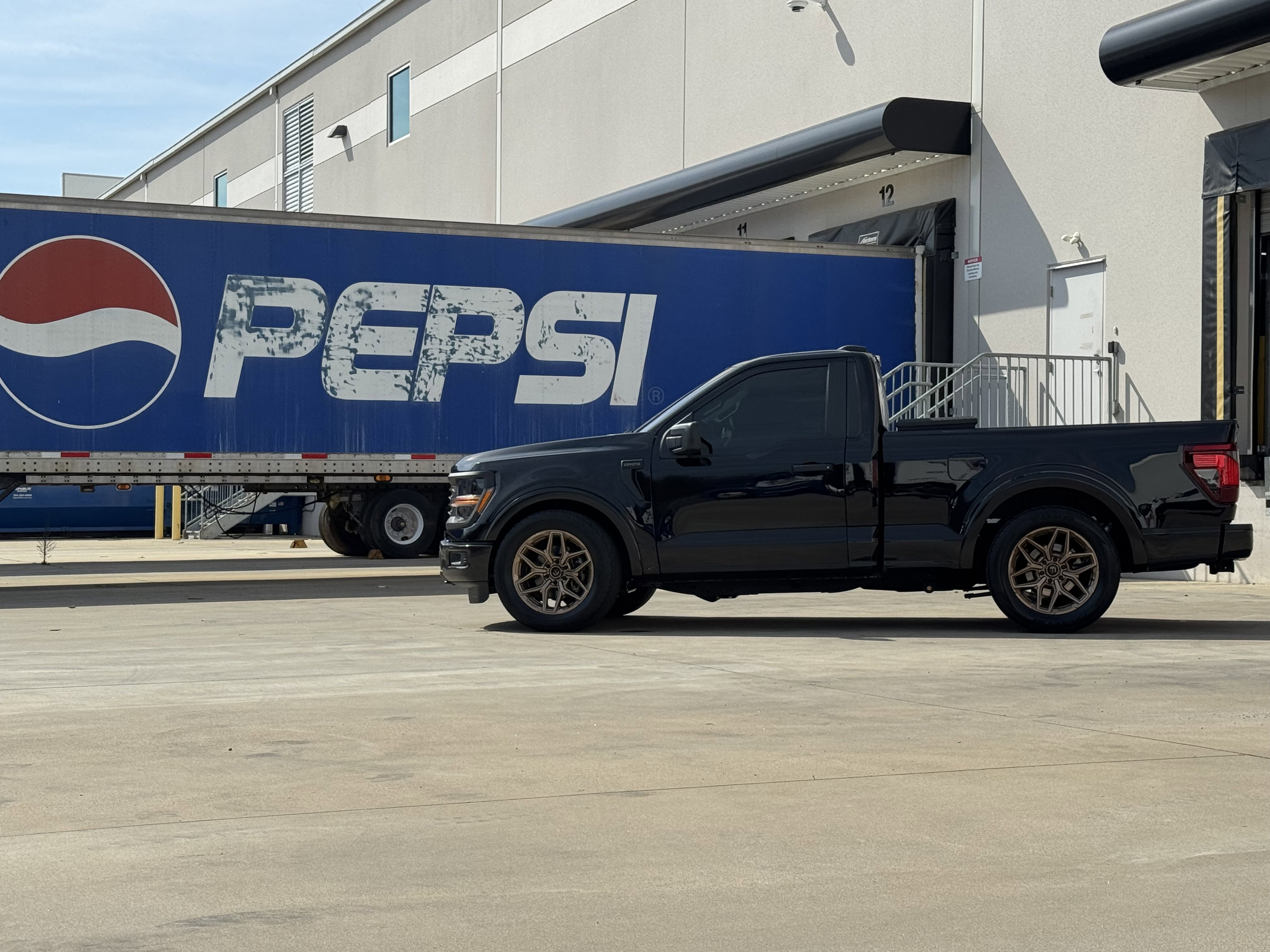 Used 2024 Ford F150 XL w/ Equipment Group 103A High image 7