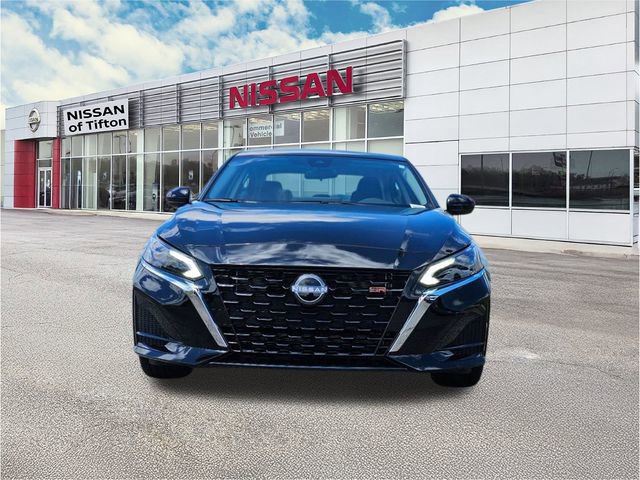 New 2025 Nissan Altima 2.5 SR w/ SR Premium Package image 2