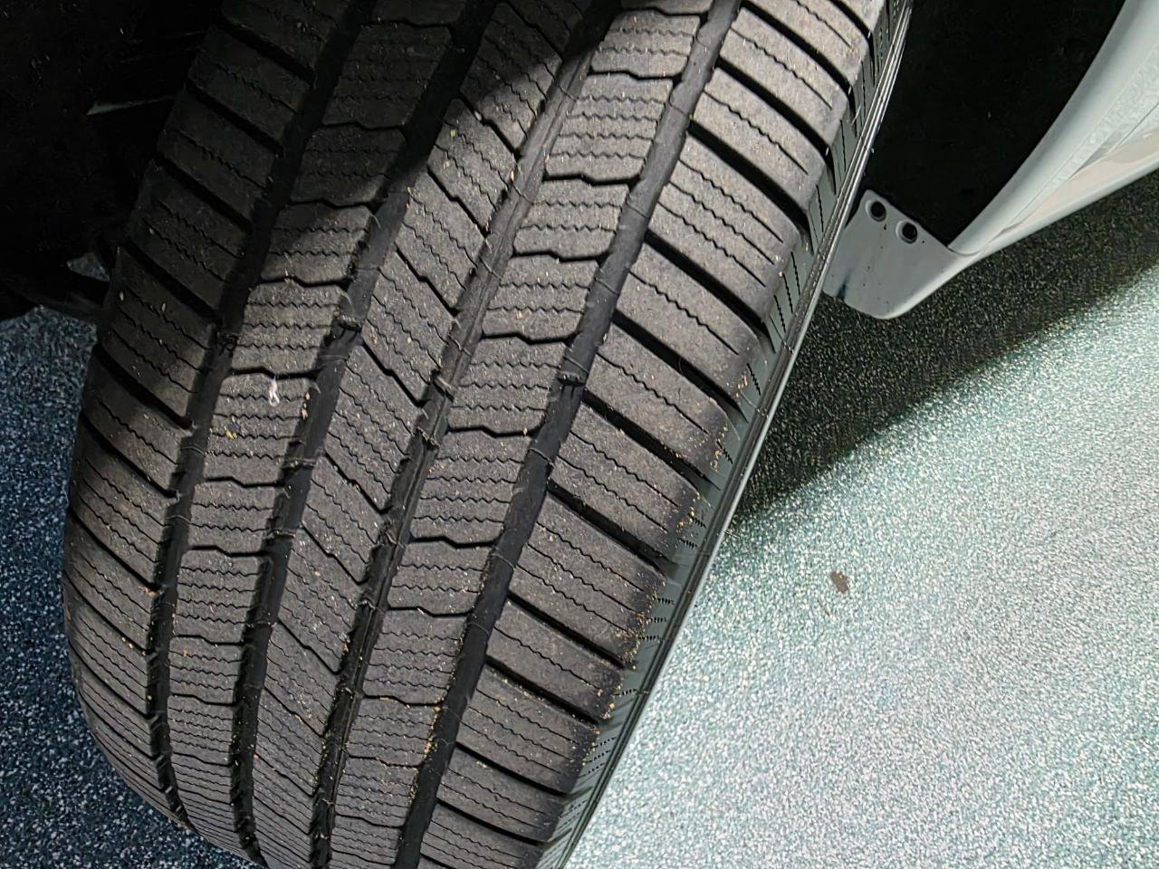 Used 2018 Dodge Durango GT w/ Premium Group AWD/4WD image 13