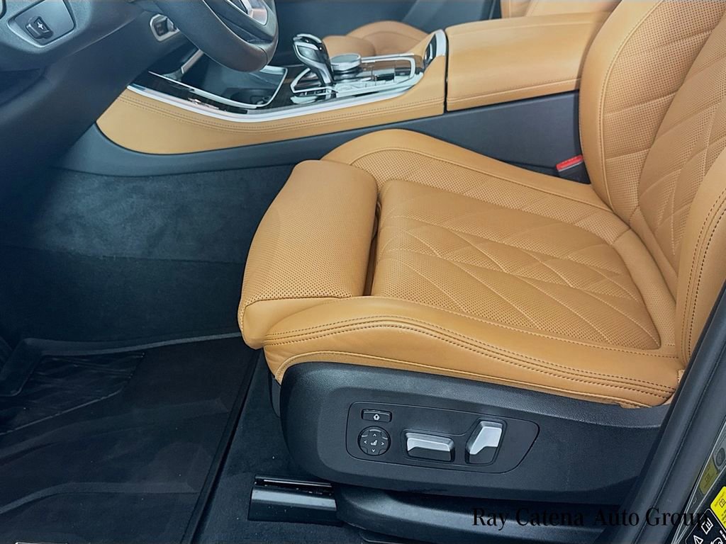 Used 2023 BMW X5 xDrive40i w/ Premium Package image 19