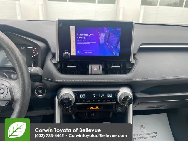 Used 2025 Toyota RAV4 XLE AWD/4WD image 11