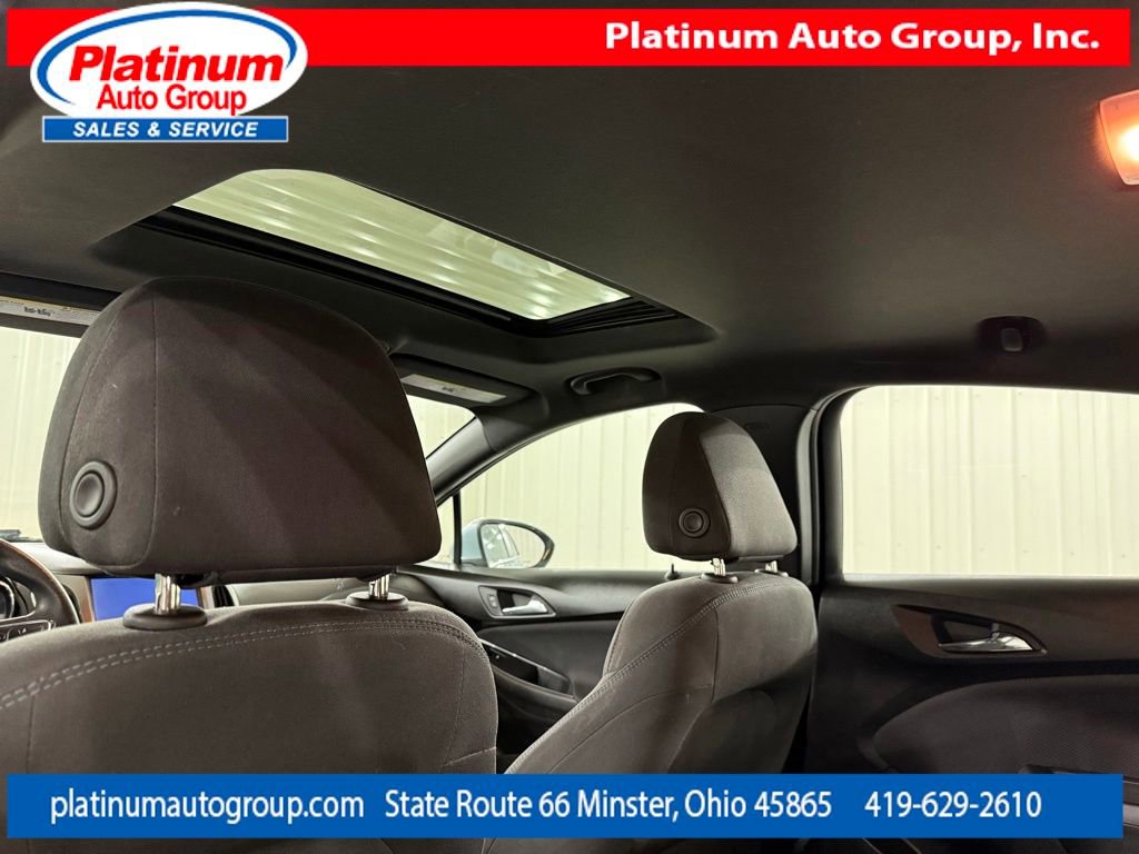 Used 2017 Chevrolet Cruze LT w/ Sun And Sound Package FWD image 28