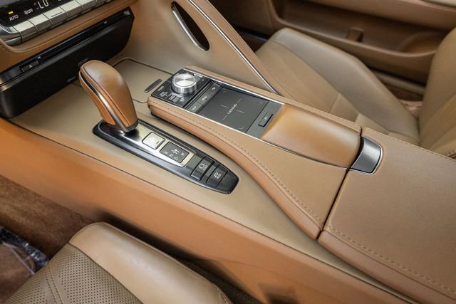 Used 2018 Lexus LC 500h image 10