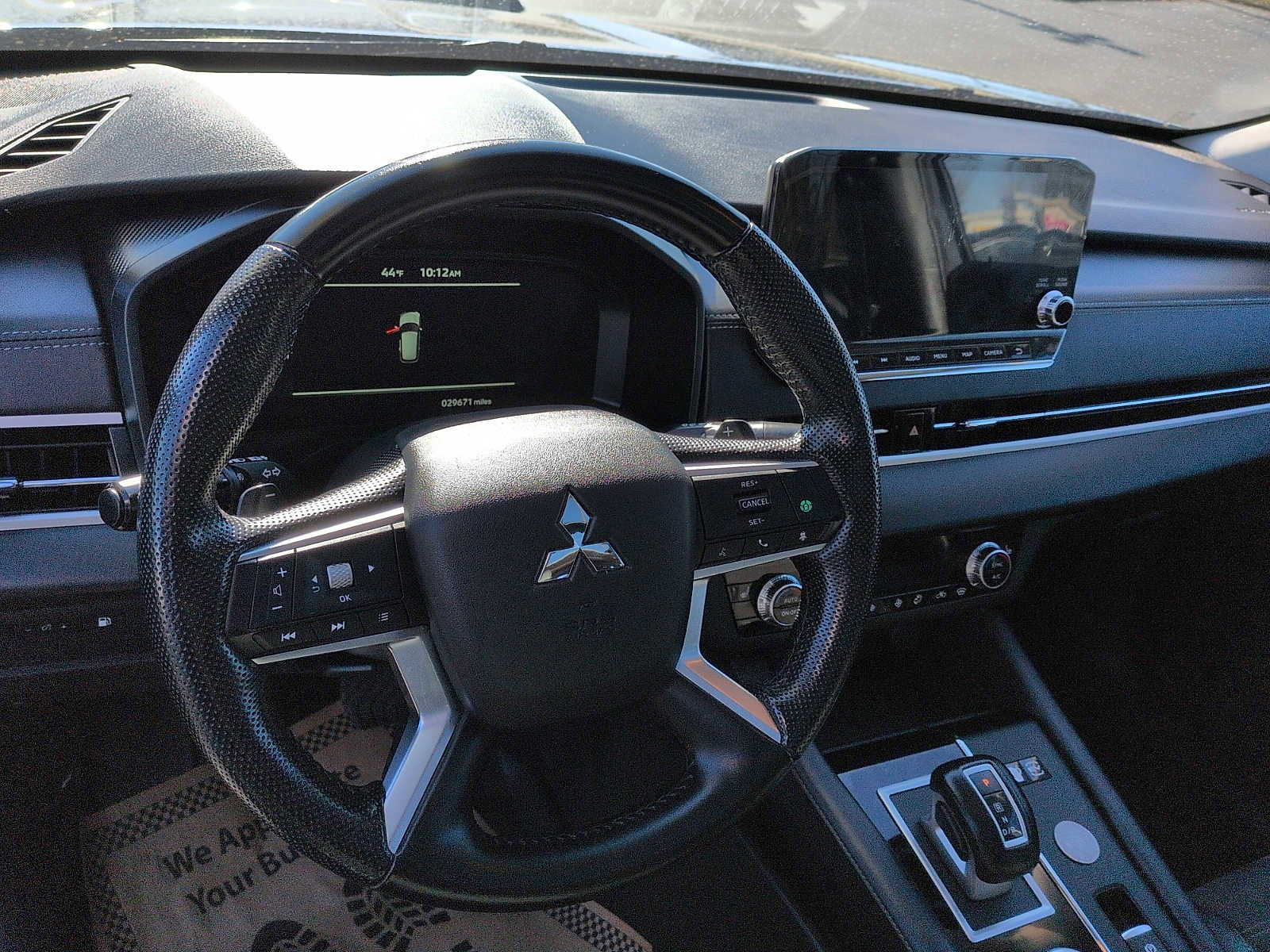 Used 2024 Mitsubishi Outlander SE AWD/4WD image 13