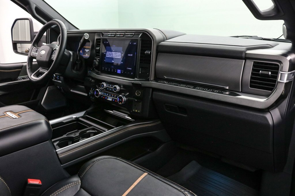 Certified 2024 Ford F350 Platinum image 27