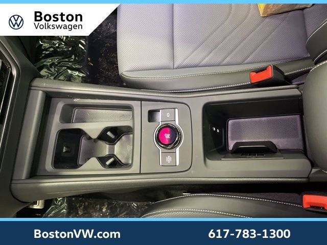 New 2026 Volkswagen Tiguan SE R-Line image 22