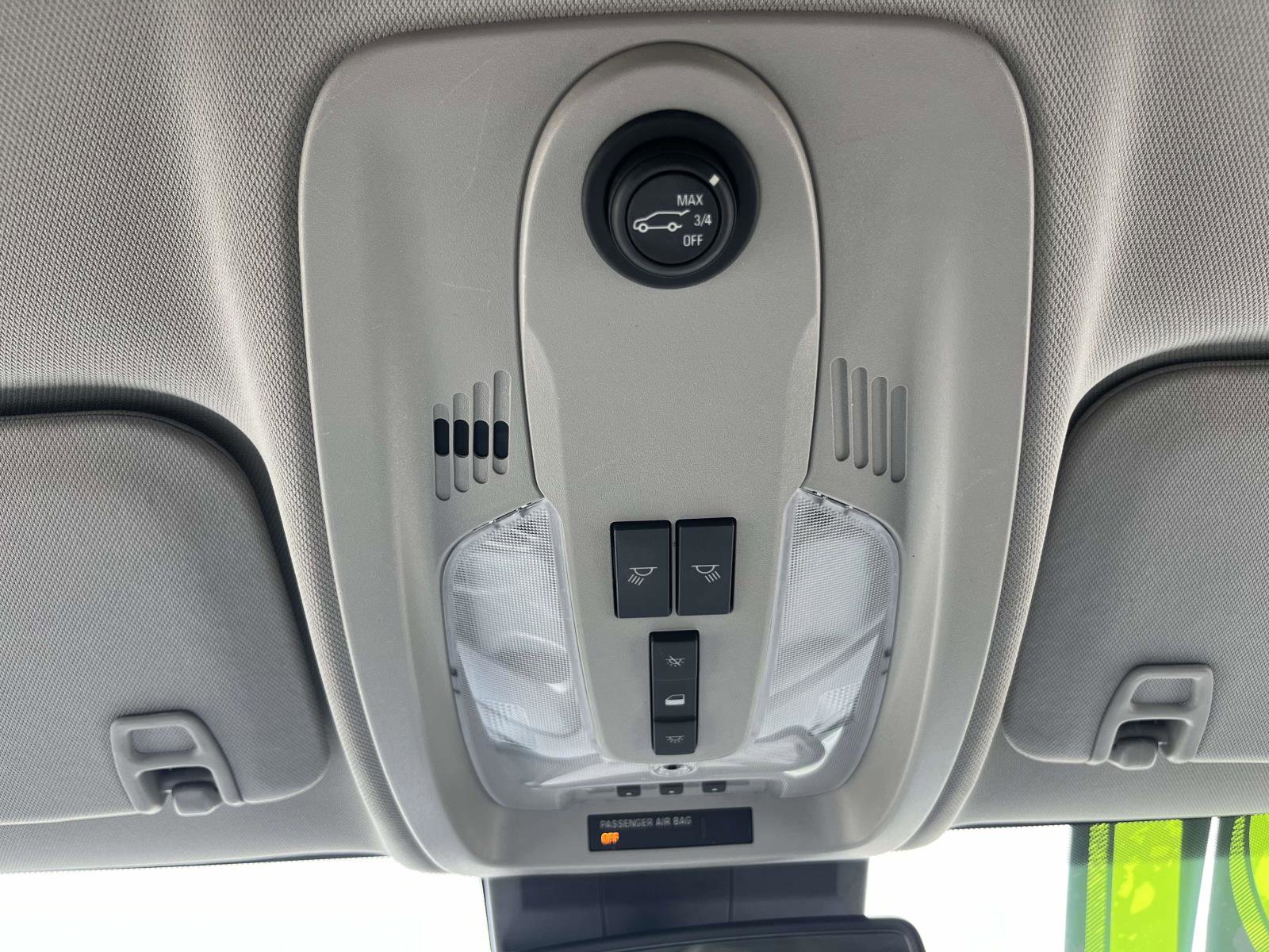 Used 2016 Chevrolet Equinox LT w/ Convenience Package image 17