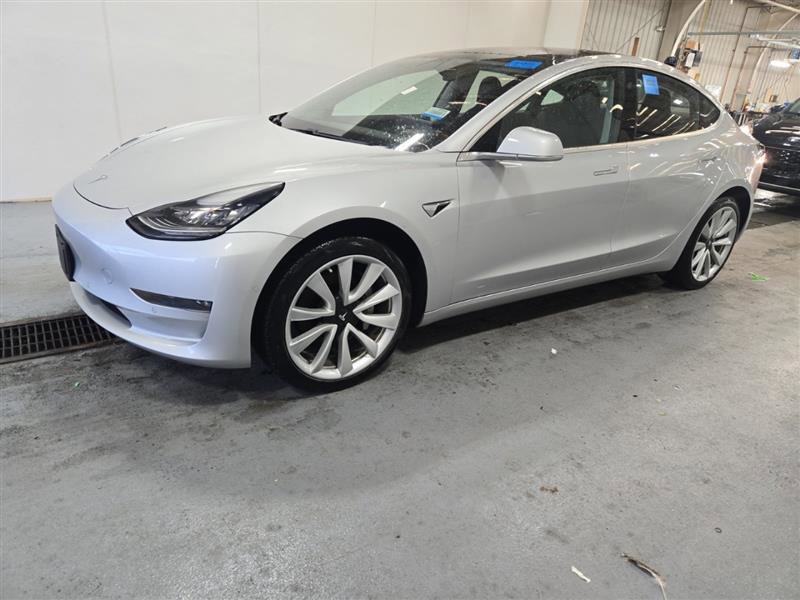 Used 2018 Tesla Model 3 Long Range image 3