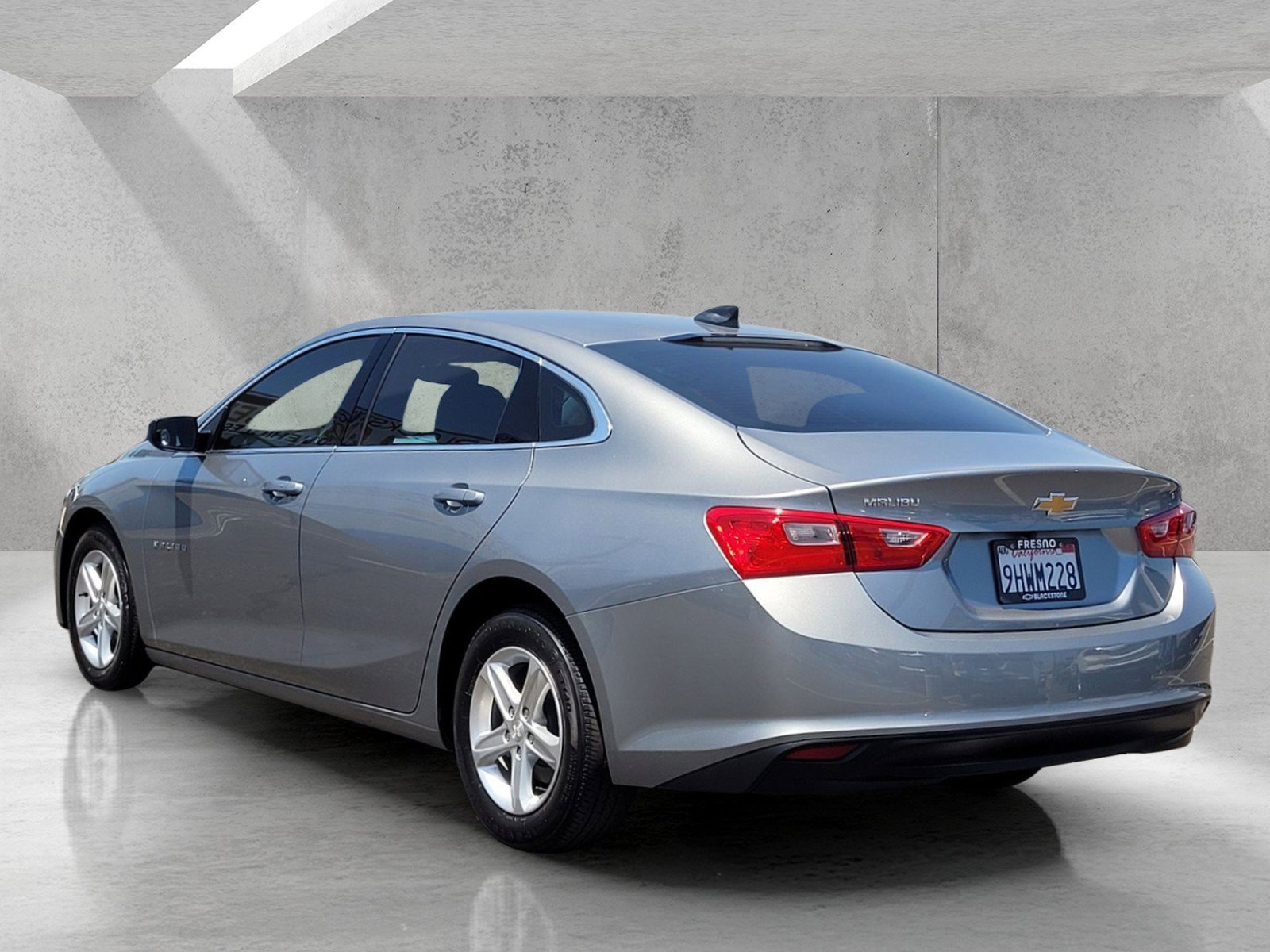 Used 2023 Chevrolet Malibu LS FWD image 7