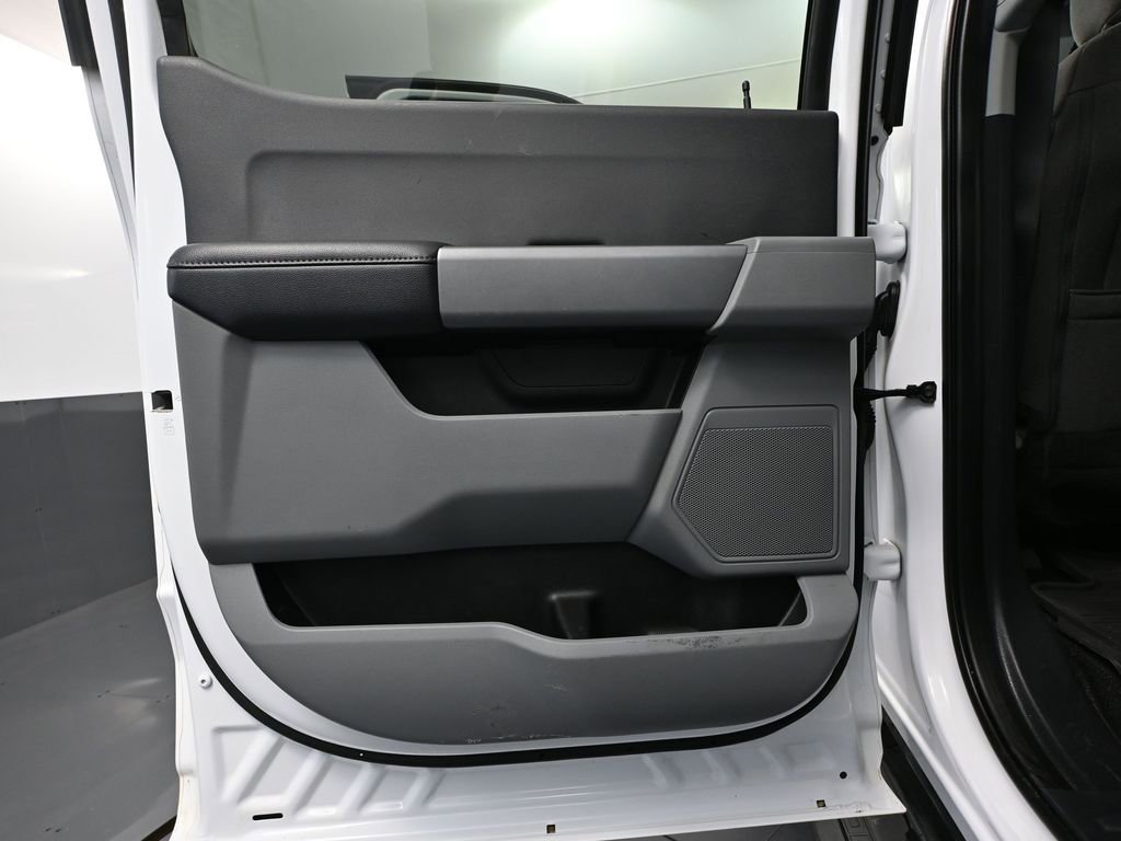 Used 2024 Ford F350 XLT w/ FX4 Off-Road Package image 34