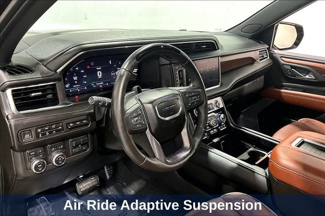 Used 2023 GMC Yukon XL Denali Ultimate AWD/4WD image 23