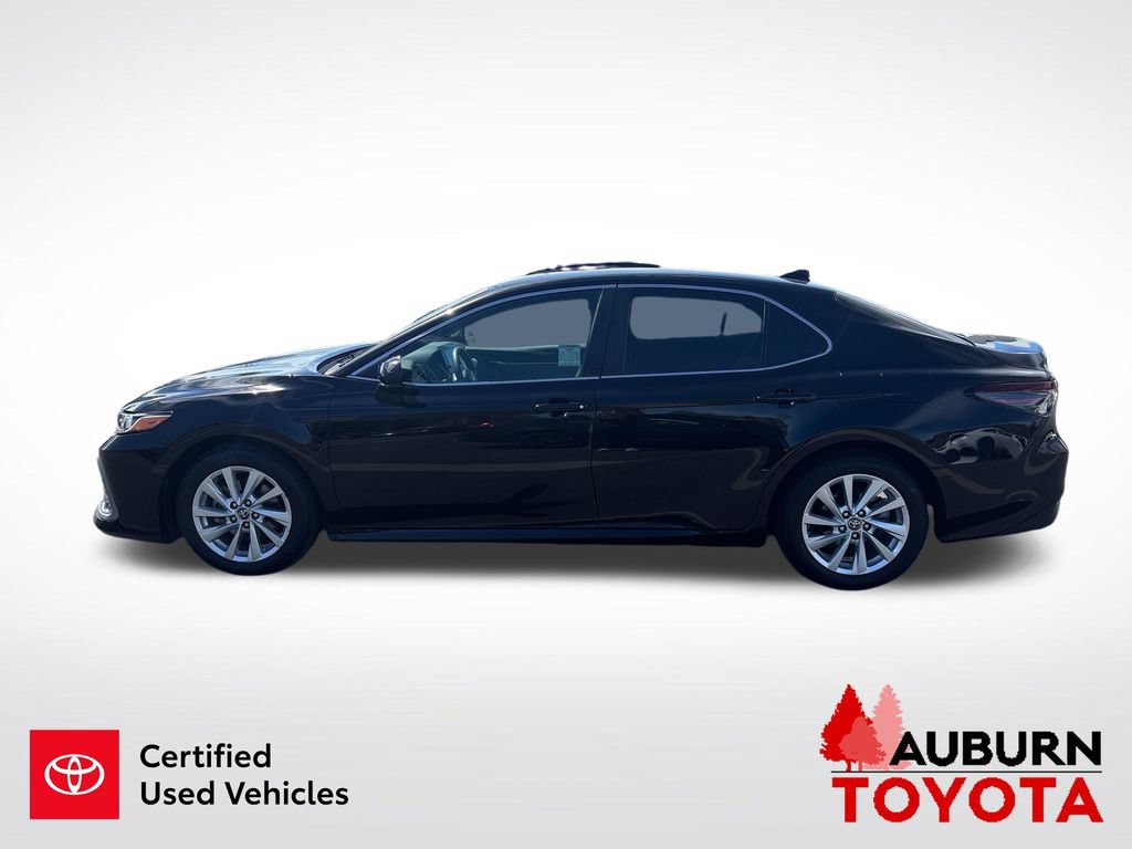 Used 2023 Toyota Camry LE FWD image 9