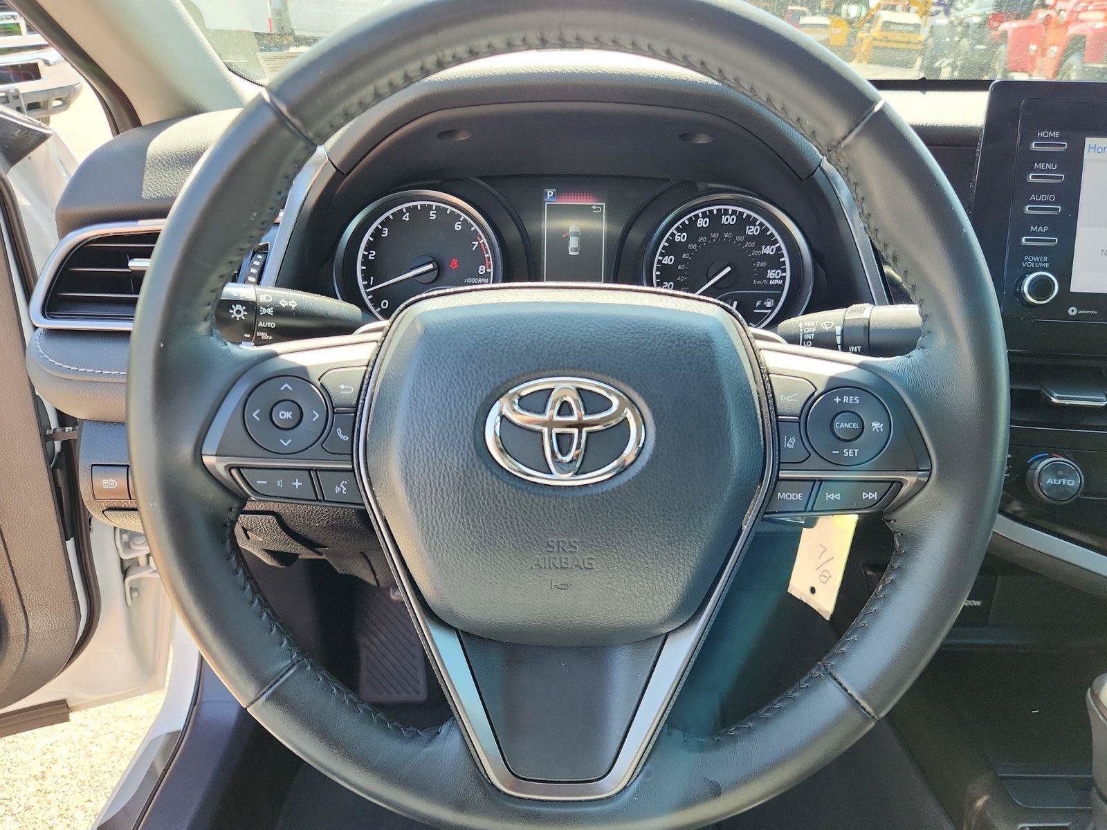 Used 2023 Toyota Camry SE FWD image 19