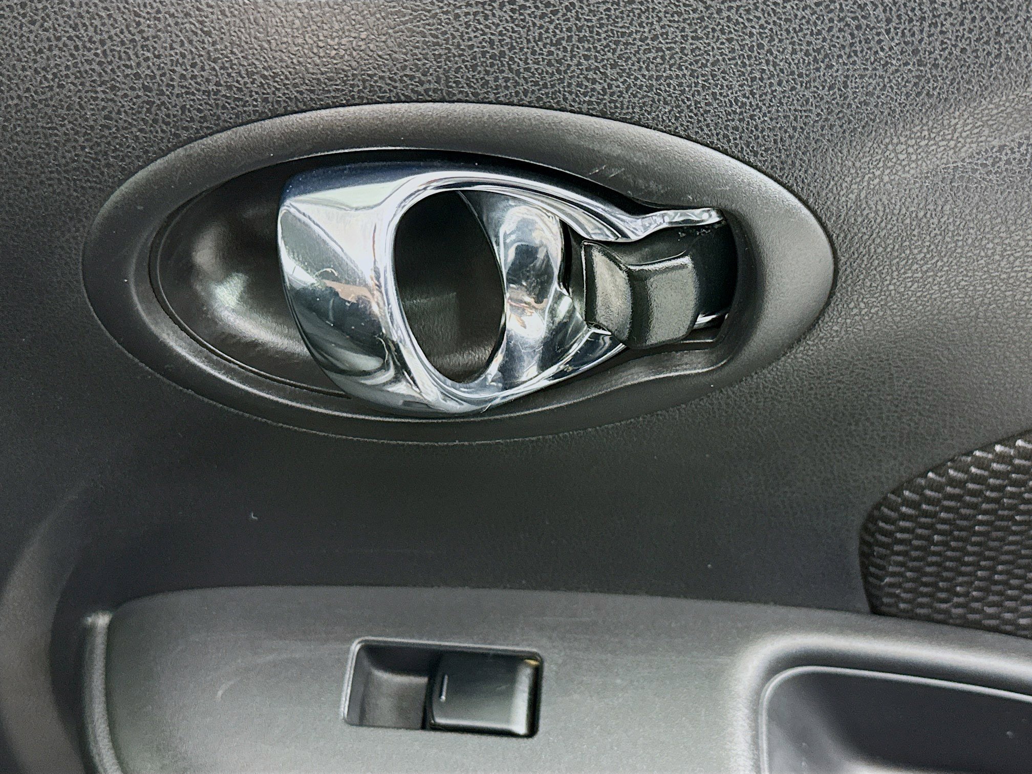 Used 2019 Nissan Versa SV image 29