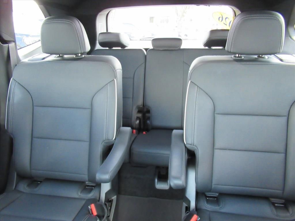 Used 2026 Buick Enclave Preferred image 18