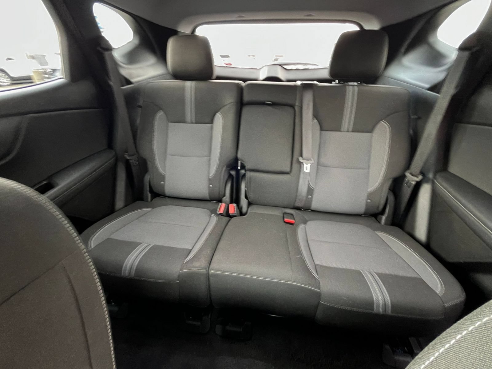 Used 2025 Chevrolet Blazer LT FWD image 38