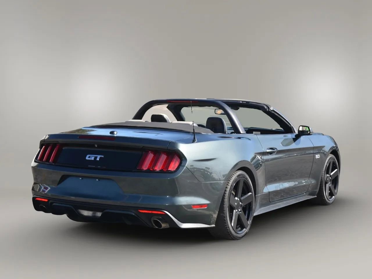 Used 2015 Ford Mustang GT Premium w/ Equipment Group 401A image 10