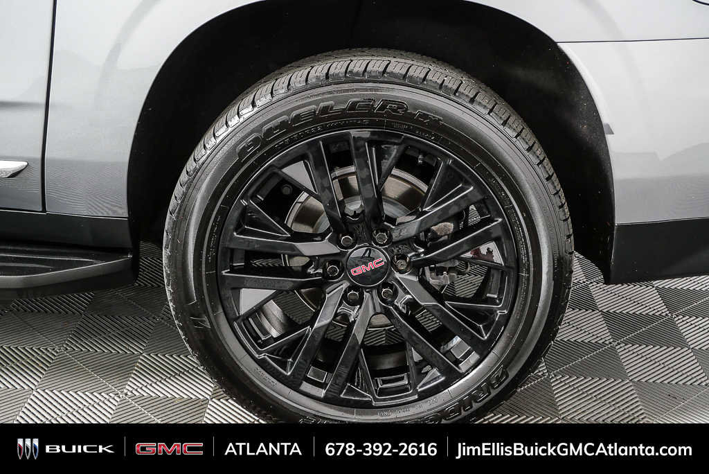 Used 2023 GMC Yukon XL SLT w/ SLT Premium Package image 40