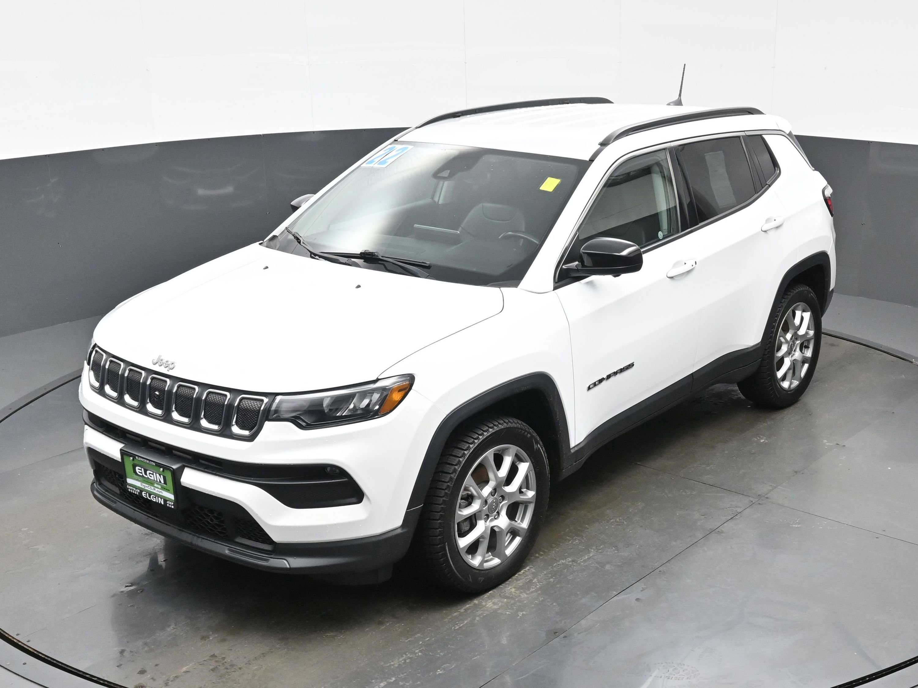 Used 2022 Jeep Compass Latitude image 31