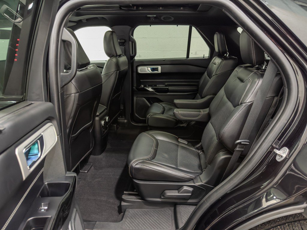 Used 2022 Ford Explorer ST w/ ST Street Pack AWD/4WD image 21
