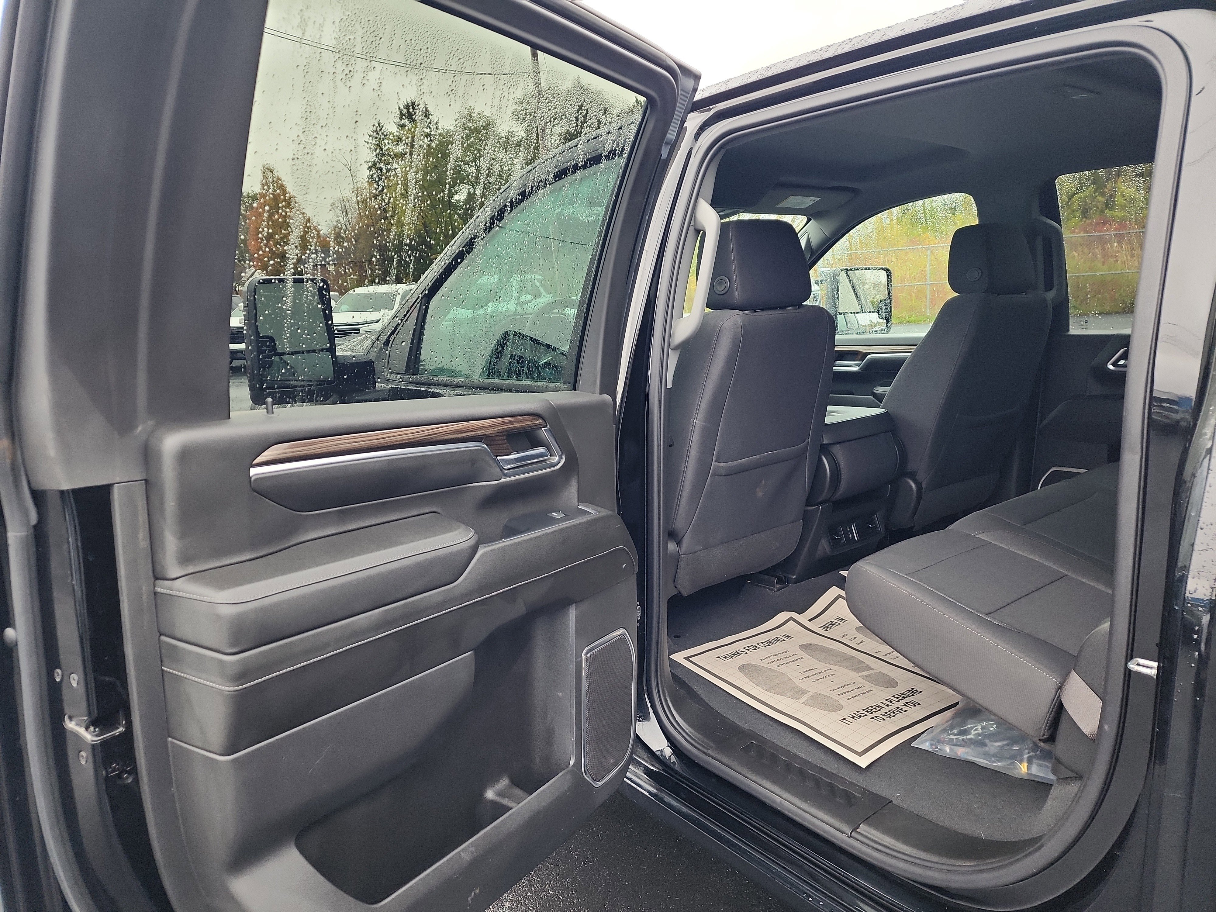 Certified 2024 Chevrolet Silverado 2500 LT w/ Convenience Package image 24