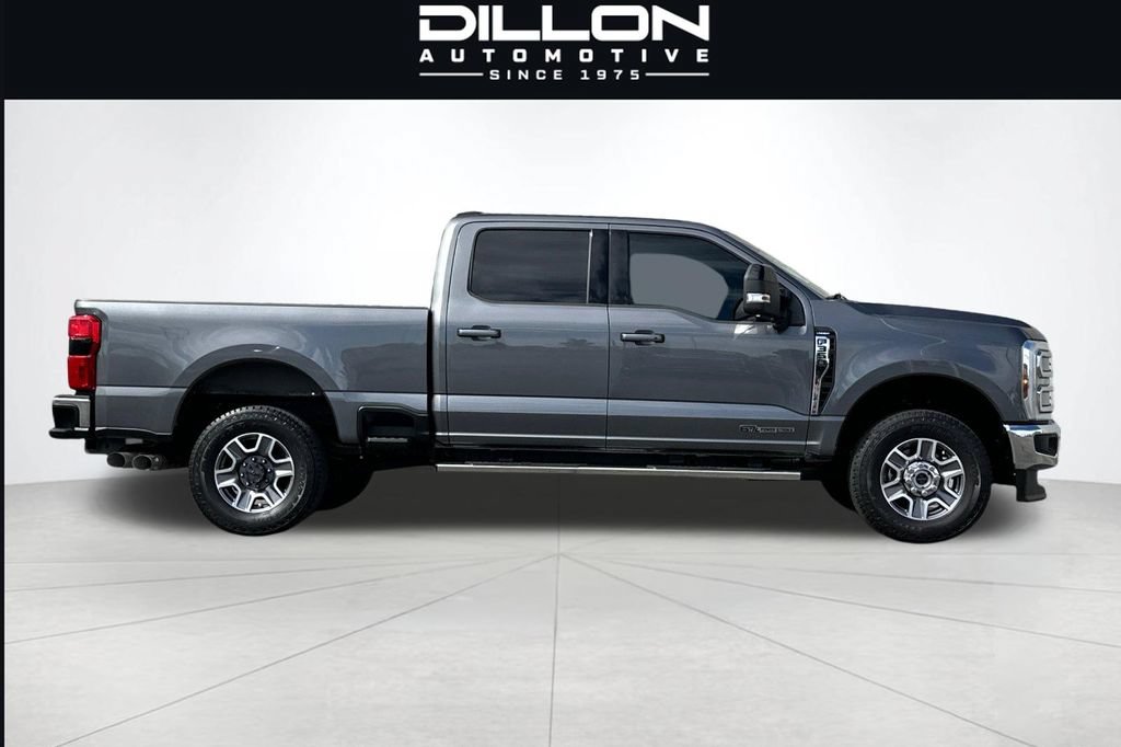 Used 2024 Ford F350 Lariat AWD/4WD image 3