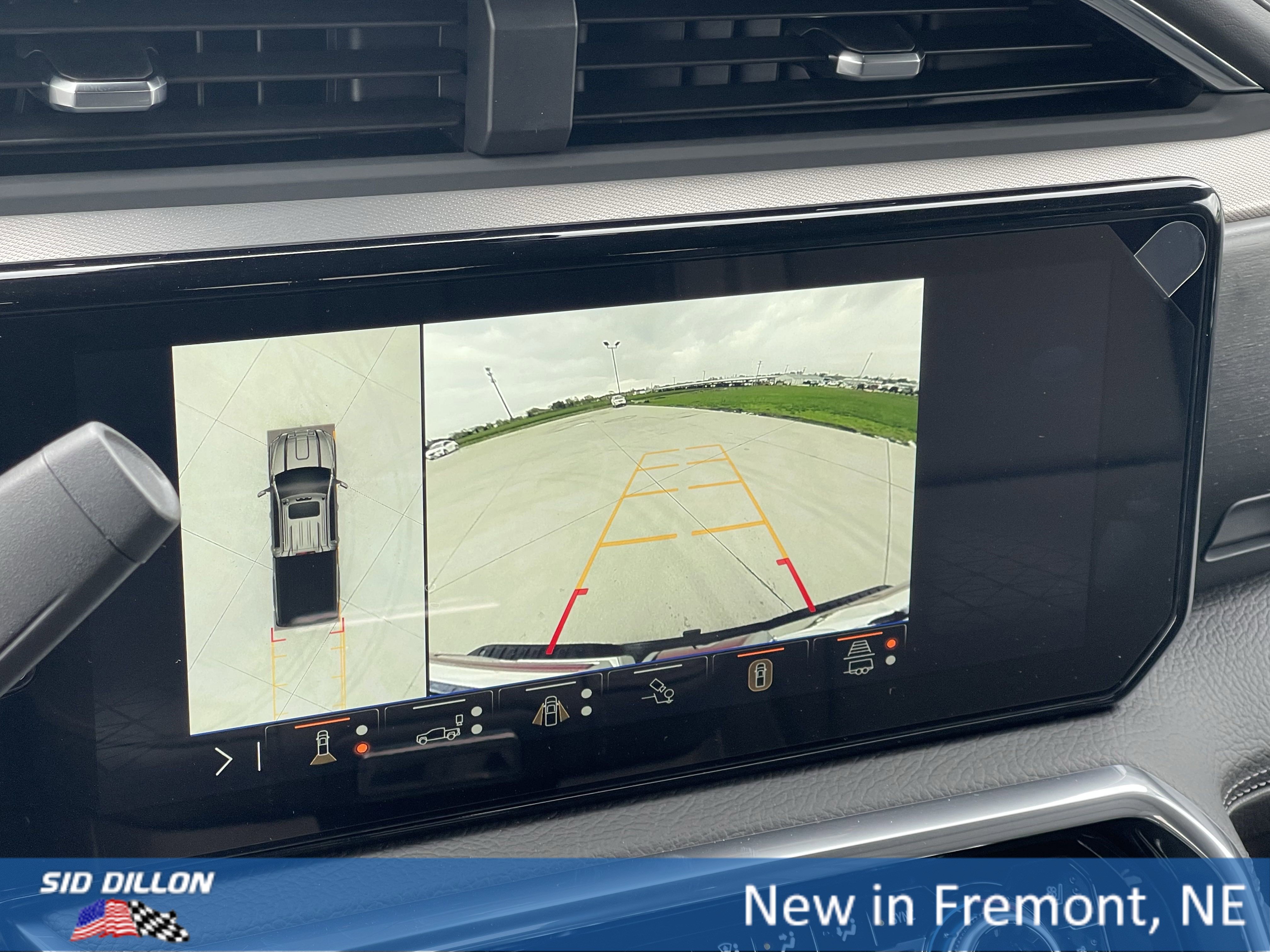 New 2025 GMC Sierra 2500 Denali w/ Denali Reserve Package image 4