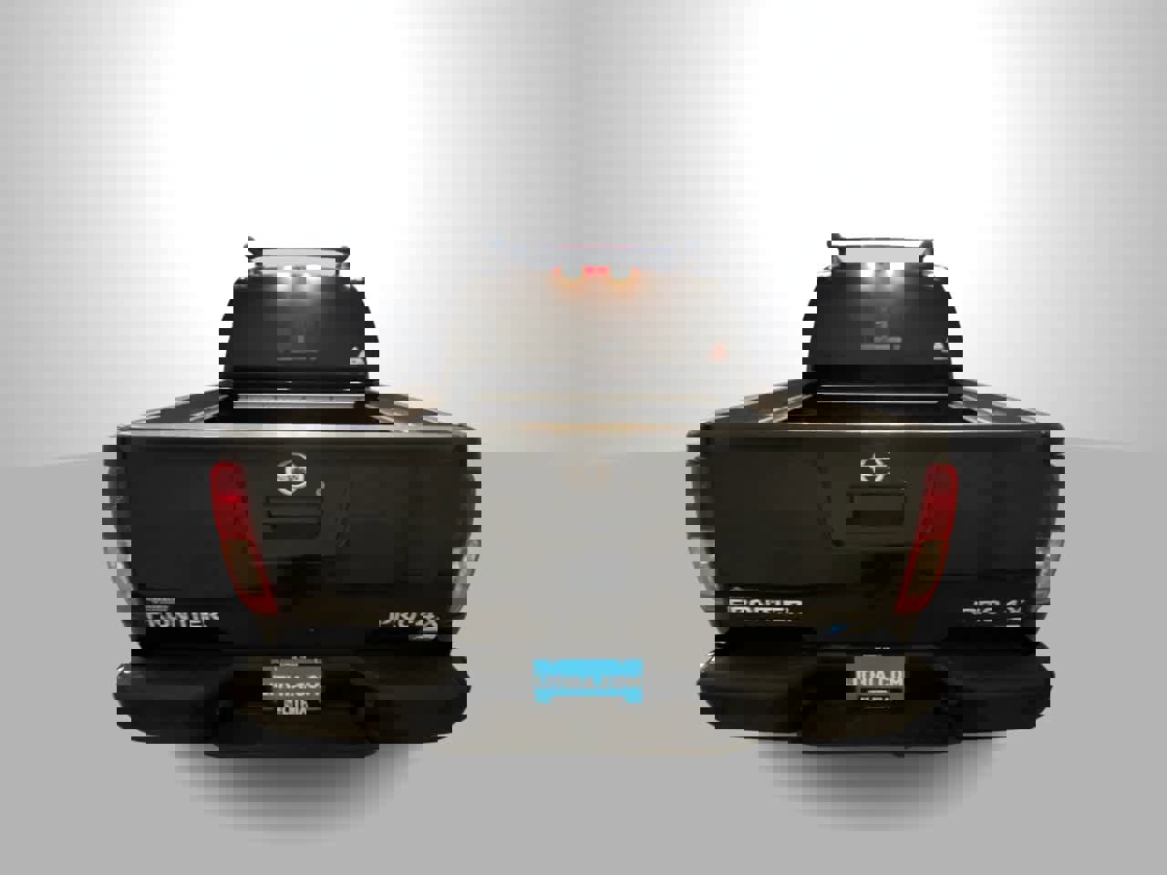 Used 2017 Nissan Frontier PRO-4X w/ Pro-4x Luxury Package image 7