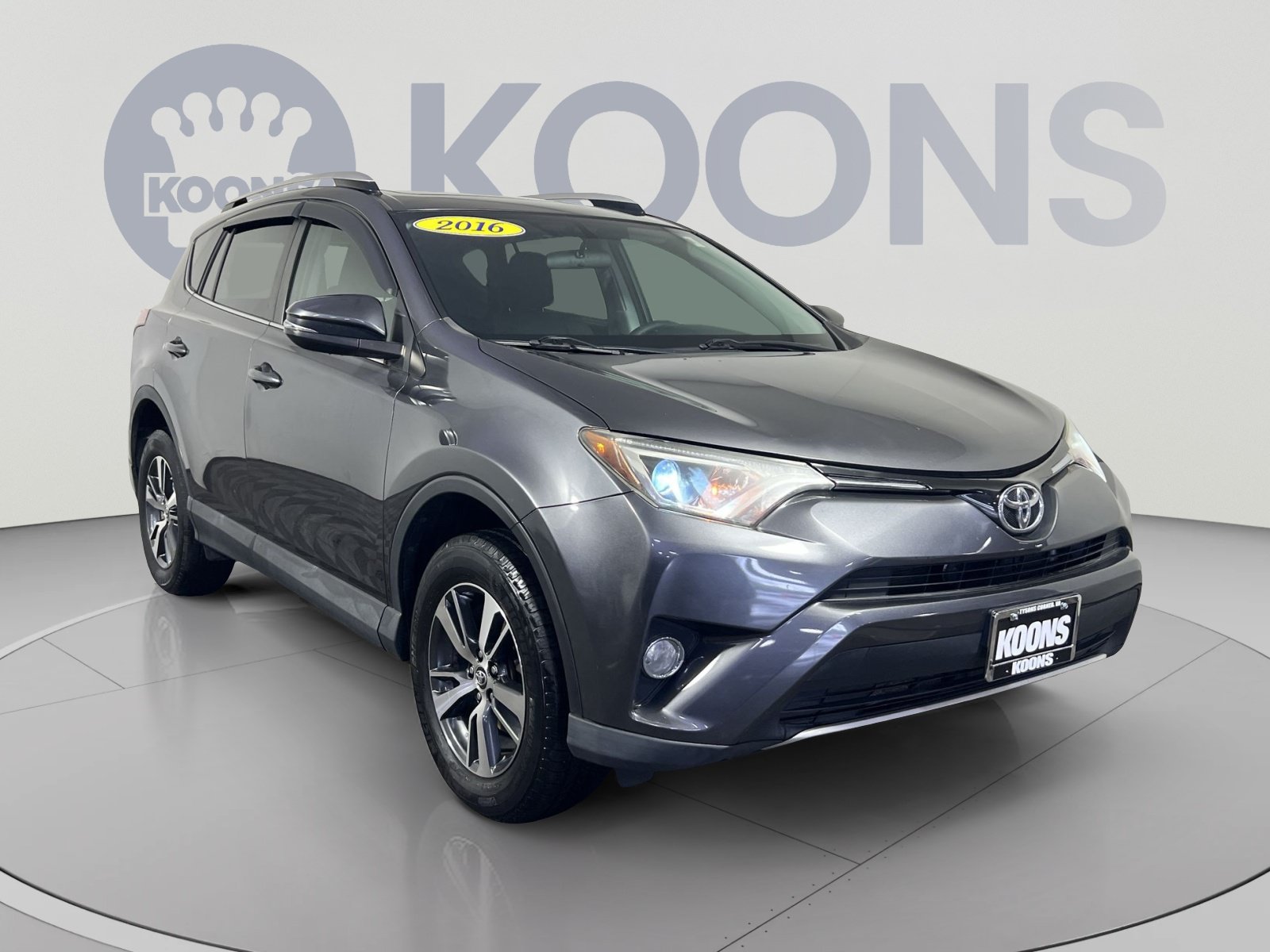 Used 2016 Toyota RAV4 XLE AWD/4WD image 10