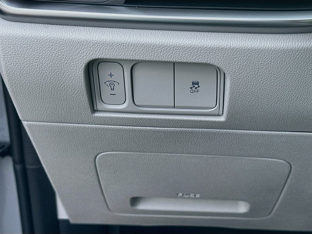 New 2026 Kia Sorento S w/ S Panoramic Sunroof Package FWD image 10