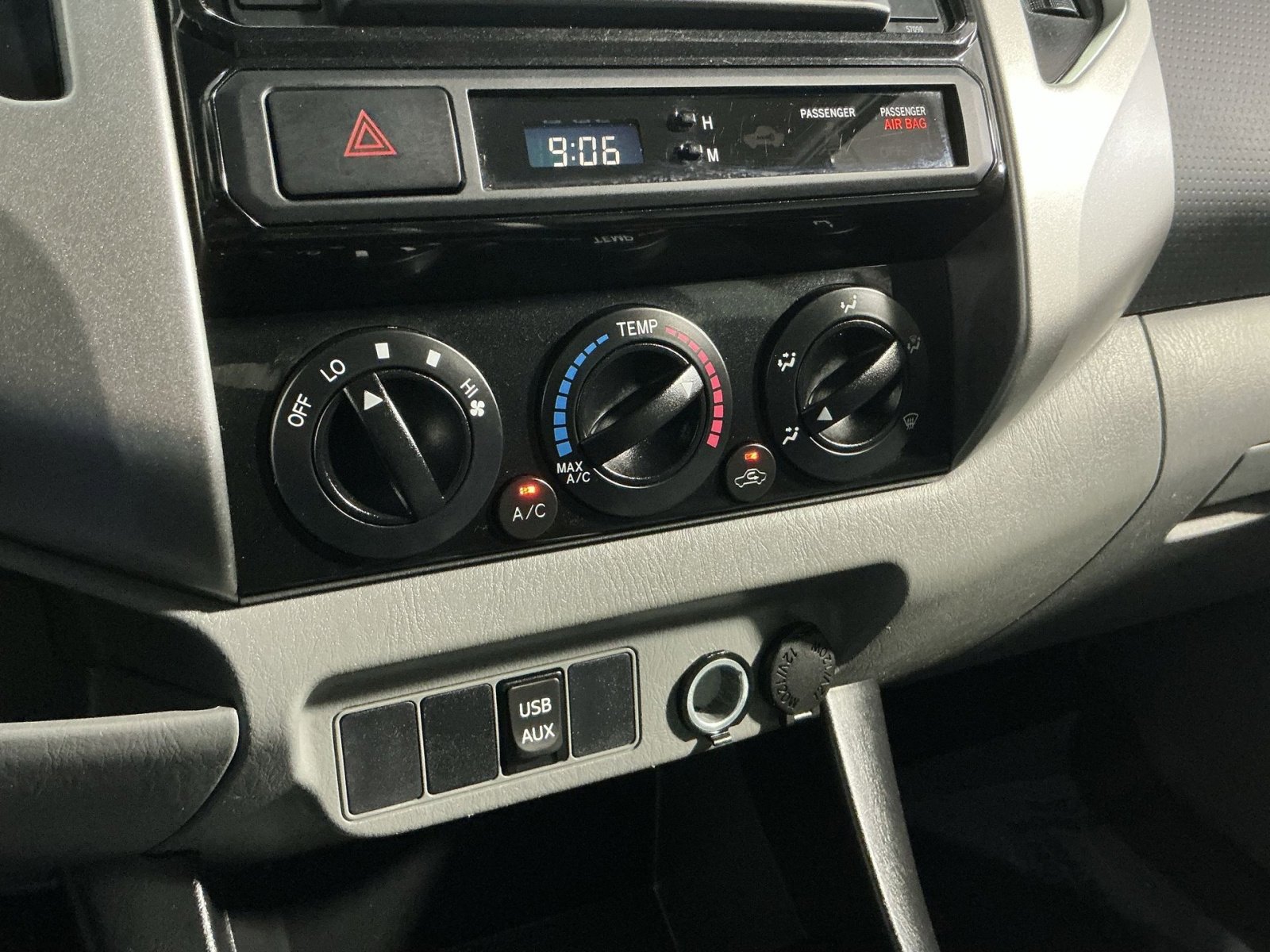 Used 2014 Toyota Tacoma PreRunner w/ TRD Sport Package image 28